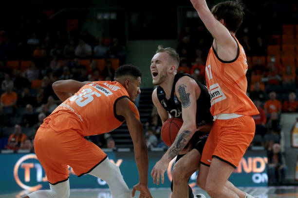 库里临场发 库里临场发