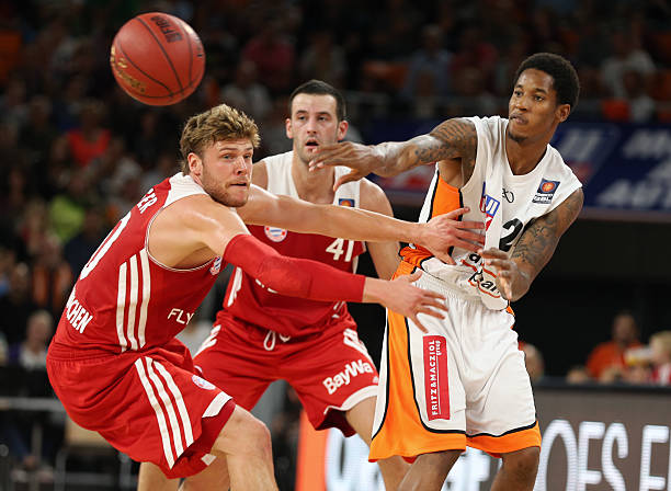 他凭借精准 他凭借精准