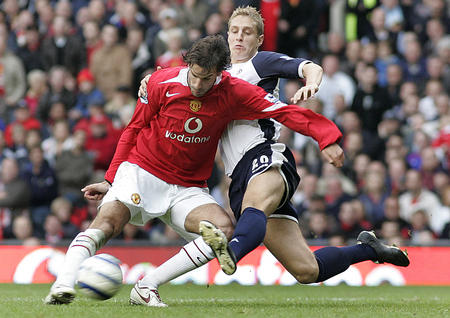 展现出了顽 展现出了顽